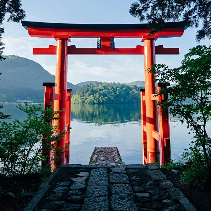 Hakone Shrine