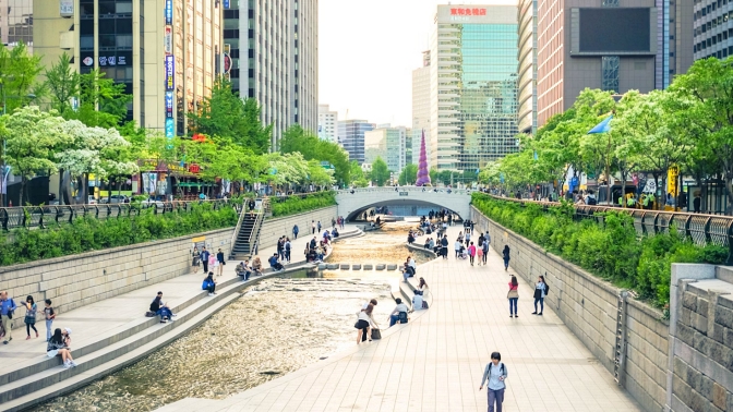 CheonggyecheonStream1